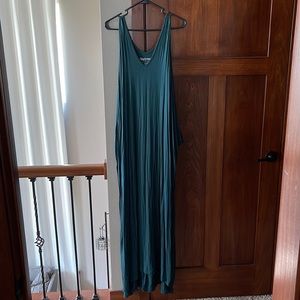 Latched Mama Maternity/Nursing Maxi Dress